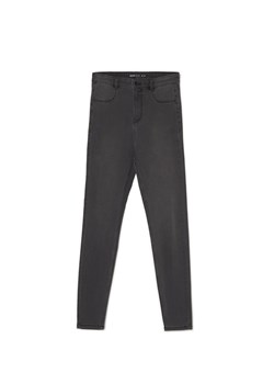 Cropp - Szare jeansy skinny - szary ze sklepu Cropp w kategorii Jeansy damskie - zdjęcie 167884122