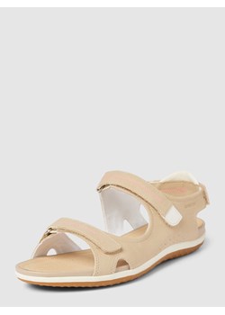 Sandały z efektem błyszczącym w odcieniu taupe model ‘VEGA’ ze sklepu Peek&Cloppenburg  w kategorii Sandały damskie - zdjęcie 167889183