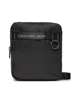 Saszetka Calvin Klein Jeans Urban Explorer Reporter I8 K50K509817 Czarny ze sklepu eobuwie.pl w kategorii Saszetki - zdjęcie 167897443