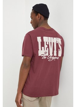 Levi&apos;s t-shirt bawełniany męski kolor bordowy z nadrukiem ze sklepu ANSWEAR.com w kategorii T-shirty męskie - zdjęcie 167899972