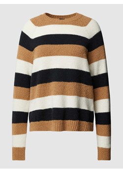 Sweter ze wzorem w paski model ‘Febisani’ ze sklepu Peek&Cloppenburg  w kategorii Swetry damskie - zdjęcie 167902310