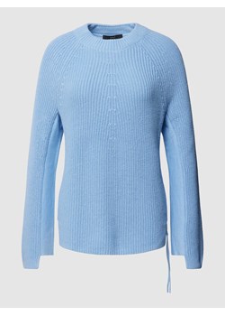 Sweter z prążkowanym,okrągłym dekoltem ze sklepu Peek&Cloppenburg  w kategorii Swetry damskie - zdjęcie 167931552