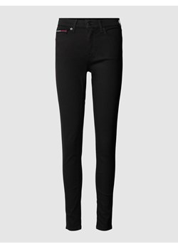 Jeansy ze średnim stanem o kroju skinny fit z naszywką z logo model ‘NORA’ ze sklepu Peek&Cloppenburg  w kategorii Jeansy damskie - zdjęcie 167931901