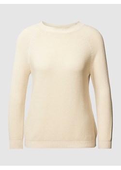 Sweter z dzianiny z okrągłym dekoltem model ‘LINZ’ w kolorze białym ze sklepu Peek&Cloppenburg  w kategorii Swetry damskie - zdjęcie 167933722