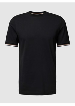 T-shirt z charakterystycznymi dla marki paskami w kontrastowym kolorze model ‘Thompson’ ze sklepu Peek&Cloppenburg  w kategorii T-shirty męskie - zdjęcie 167934673