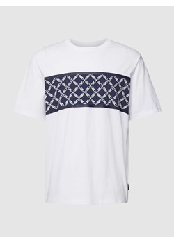 T-shirt ze wzorem w blokowe pasy model ‘EMPIRE STRIPE’ ze sklepu Peek&Cloppenburg  w kategorii T-shirty męskie - zdjęcie 168082282