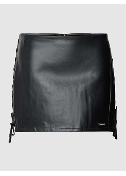 Spódnica mini z imitacji skóry z bocznym wiązaniem ze sklepu Peek&Cloppenburg  w kategorii Spódnice - zdjęcie 168085304