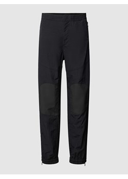 Spodnie materiałowe z kieszeniami zapinanymi na zamek błyskawiczny model ‘SCRACK’ ze sklepu Peek&Cloppenburg  w kategorii Spodnie męskie - zdjęcie 168090620