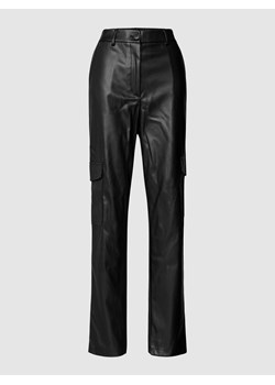 Spodnie cargo z imitacji skóry model ‘KIM’ ze sklepu Peek&Cloppenburg  w kategorii Spodnie damskie - zdjęcie 168090634