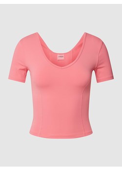 T-shirt krótki z pikowaniem model ‘BIRGIT ACTIVE CROP TOP’ ze sklepu Peek&Cloppenburg  w kategorii Bluzki damskie - zdjęcie 168100210
