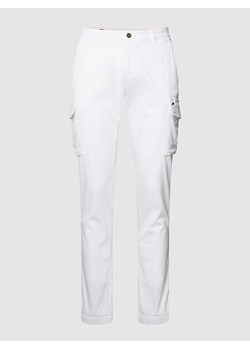 Spodnie cargo z detalami z logo model ‘Chile’ ze sklepu Peek&Cloppenburg  w kategorii Spodnie męskie - zdjęcie 168109100
