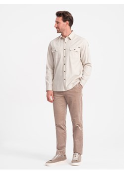 Męska bawełniana koszula REGULAR FIT z kieszeniami zapinanymi na guziki - kremowa V1 OM-SHCS-0146 ze sklepu ombre w kategorii Koszule męskie - zdjęcie 168130340