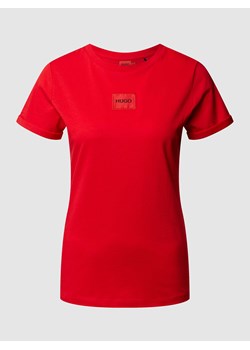 T-shirt o kroju slim fit z bawełny ekologicznej ze sklepu Peek&Cloppenburg  w kategorii Bluzki damskie - zdjęcie 168147431