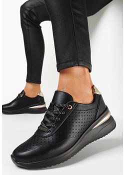 Czarne Skórzane Sneakersy z Perforacją i Metalicznymi Wstawkami Rendia ze sklepu born2be.pl w kategorii Buty sportowe damskie - zdjęcie 168164964