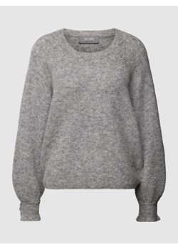 Sweter z dzianiny z okrągłym dekoltem model ‘TALLI’ ze sklepu Peek&Cloppenburg  w kategorii Swetry damskie - zdjęcie 168176243
