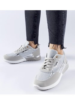 Szare brokatowe sneakersy Roganzuolo ze sklepu gemre w kategorii Buty sportowe damskie - zdjęcie 168188131