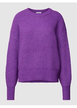 Sweter z dzianiny z prążkowanymi wykończeniami ze sklepu Peek&Cloppenburg  w kategorii Swetry damskie - zdjęcie 168210961