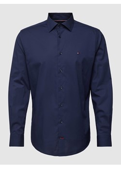Koszula biznesowa o kroju regular fit z wyhaftowanym logo ze sklepu Peek&Cloppenburg  w kategorii Koszule męskie - zdjęcie 168221524