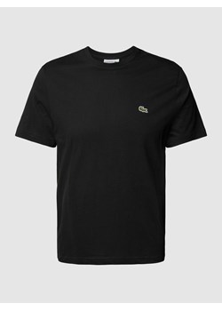 T-shirt z okrągłym dekoltem i wyhaftowanym logo ze sklepu Peek&Cloppenburg  w kategorii T-shirty męskie - zdjęcie 168222731