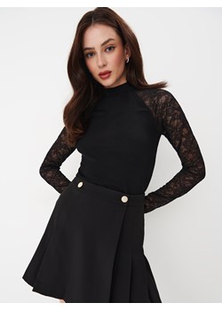 Mohito - Bluzka z koronkowymi rękawami - czarny ze sklepu Mohito w kategorii Bluzki damskie - zdjęcie 168232973
