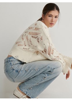 Reserved - Ażurowy sweter - kremowy ze sklepu Reserved w kategorii Swetry damskie - zdjęcie 168249403