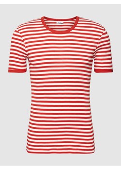 T-shirt z prążkowaną fakturą model ‘Fried’ ze sklepu Peek&Cloppenburg  w kategorii T-shirty męskie - zdjęcie 168258234