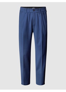 Spodnie materiałowe w kant model ‘CHASY’ ze sklepu Peek&Cloppenburg  w kategorii Spodnie męskie - zdjęcie 168271762