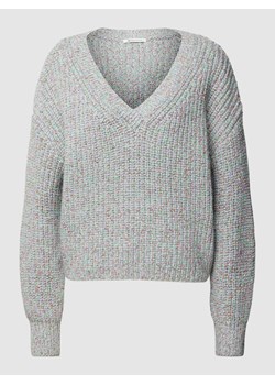 Sweter z dzianiny z dekoltem w serek ze sklepu Peek&Cloppenburg  w kategorii Swetry damskie - zdjęcie 168272812
