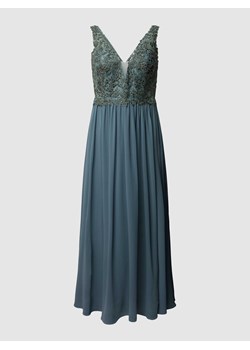 Sukienka wieczorowa PLUS SIZE z kwiatowym haftem ze sklepu Peek&Cloppenburg  w kategorii Sukienki - zdjęcie 168280040