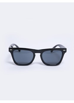 Okulary przeciwsłoneczne męskie czarne Mumer 906 ze sklepu Big Star w kategorii Okulary przeciwsłoneczne męskie - zdjęcie 168287953