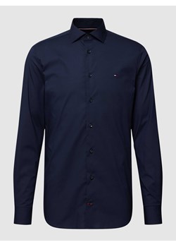 Koszula biznesowa o kroju slim fit z popeliny ze sklepu Peek&Cloppenburg  w kategorii Koszule męskie - zdjęcie 168292794