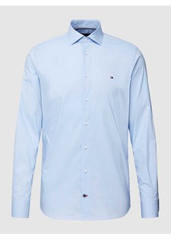 Koszula biznesowa o kroju slim fit z kołnierzykiem typu cutaway model ‘CORE’ ze sklepu Peek&Cloppenburg  w kategorii Koszule męskie - zdjęcie 168293202