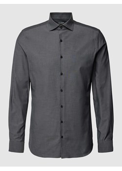 Koszula biznesowa o kroju body fit z kołnierzykiem typu kent ze sklepu Peek&Cloppenburg  w kategorii Koszule męskie - zdjęcie 168293541