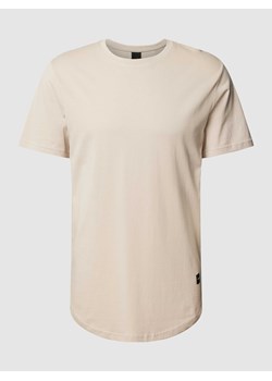 T-shirt z zaokrąglonym dołem model ‘MATT’ ze sklepu Peek&Cloppenburg  w kategorii T-shirty męskie - zdjęcie 168297823