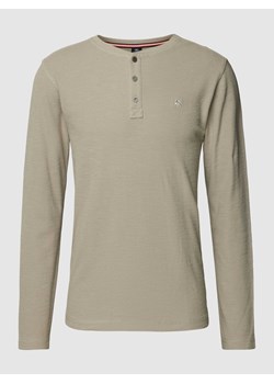 Bluzka z długim rękawem z wyhaftowanym logo ze sklepu Peek&Cloppenburg  w kategorii T-shirty męskie - zdjęcie 168303793
