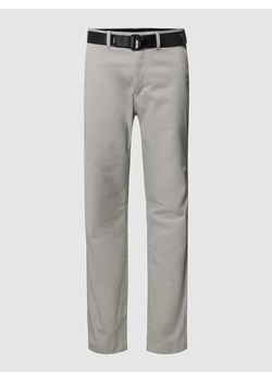 Chinosy z paskiem model ‘Twill’ ze sklepu Peek&Cloppenburg  w kategorii Spodnie męskie - zdjęcie 168303800