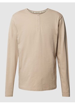 Bluzka z długim rękawem i wyhaftowanym logo model ‘HENLEY’ ze sklepu Peek&Cloppenburg  w kategorii T-shirty męskie - zdjęcie 168304853