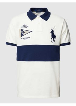 Koszulka polo z paskami w kontrastowym kolorze model ‘Maritim’ ze sklepu Peek&Cloppenburg  w kategorii T-shirty męskie - zdjęcie 168304974
