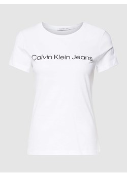 T-shirt o kroju slim fit z nadrukiem z logo ze sklepu Peek&Cloppenburg  w kategorii Bluzki damskie - zdjęcie 168309794