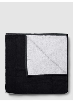 Ręcznik z detalem z logo ze sklepu Peek&Cloppenburg  w kategorii Ręczniki - zdjęcie 168312894