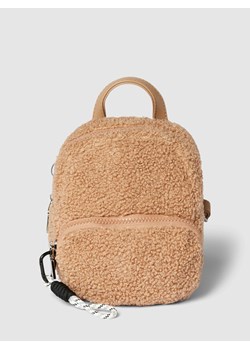 Plecak z imitacji futerka model ‘Hellvi’ ze sklepu Peek&Cloppenburg  w kategorii Plecaki - zdjęcie 168316113