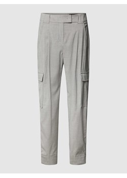 Spodnie z zakładkami w pasie ze sklepu Peek&Cloppenburg  w kategorii Spodnie damskie - zdjęcie 168316433