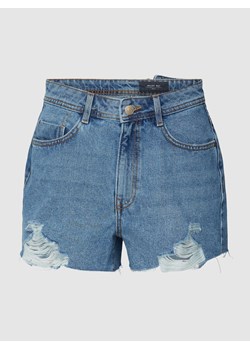Szorty jeansowe z przetarciami model ‘DREW’ ze sklepu Peek&Cloppenburg  w kategorii Szorty - zdjęcie 168319713