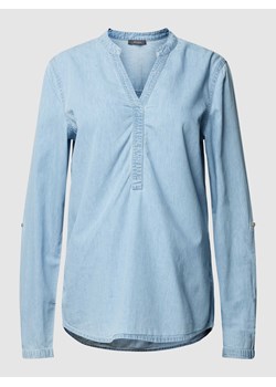 Bluzka jeansowa z dekoltem w serek ze sklepu Peek&Cloppenburg  w kategorii Bluzki damskie - zdjęcie 168319854