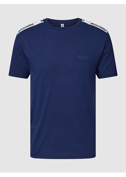 T-shirt z prążkowanym okrągłym dekoltem ze sklepu Peek&Cloppenburg  w kategorii T-shirty męskie - zdjęcie 168320364