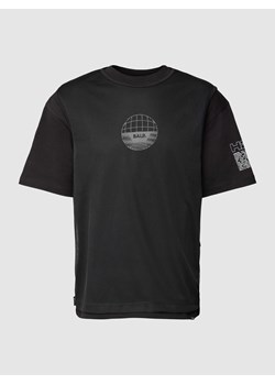 T-shirt z nadrukiem z motywem model ‘Joey’ ze sklepu Peek&Cloppenburg  w kategorii T-shirty męskie - zdjęcie 168329454