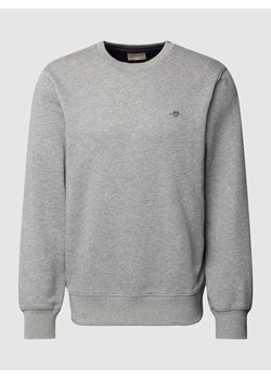 Bluza o kroju regular fit z wyhaftowanym logo model ‘SHIELD’ ze sklepu Peek&Cloppenburg  w kategorii Bluzy męskie - zdjęcie 168330451