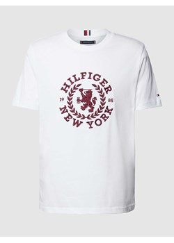 T-shirt z wyhaftowanym motywem ze sklepu Peek&Cloppenburg  w kategorii T-shirty męskie - zdjęcie 168331551