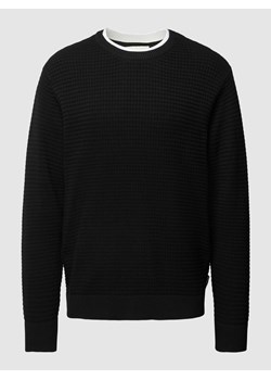 Sweter z dzianiny z fakturowanym wzorem ze sklepu Peek&Cloppenburg  w kategorii Swetry męskie - zdjęcie 168333433