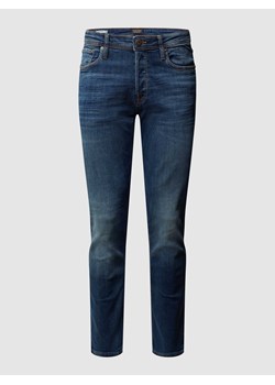 Jeansy w dekatyzowanym stylu o kroju slim fit ze sklepu Peek&Cloppenburg  w kategorii Jeansy męskie - zdjęcie 168333580